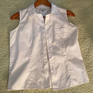 Small 100% Cotton Casual Corner White Sleeveless Blouse